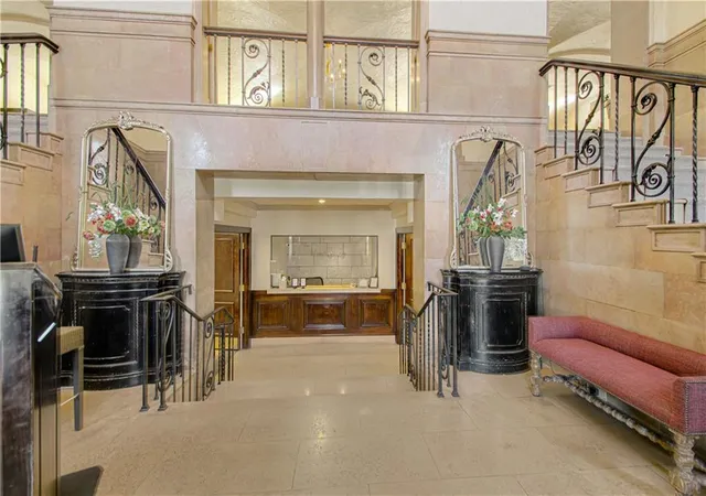 Photo 2 of Condo for sale at 229 Ward Pkwy #401B, Kansas City, MO 64112 | MLS# 2641901 | Listing updated on 2026-09-15