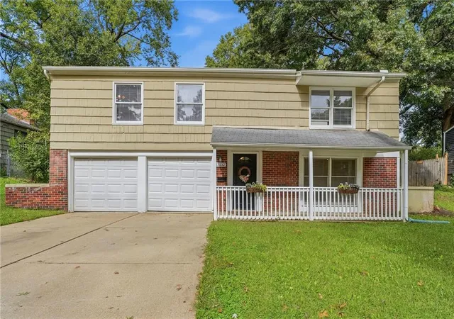 Photo 1 of Single family home for sale at 13132 Ashland Ave, Grandview, MO 64030 | MLS# 2641902 | Listing updated on 2026-10-09