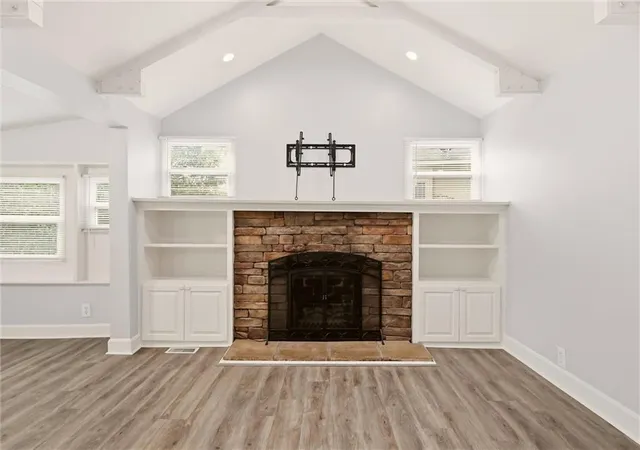 Photo 4 of Single family home for sale at 65 Dockside Dr, Blue Springs, MO 64015 | MLS# 2641904 | Listing updated on 2026-10-08