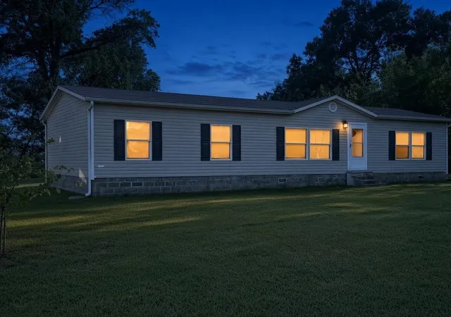 Photo 4 of Single family home for sale at 553 7th Road, Lamar, MO 64759 | MLS# 2641906 | Listing updated on 2026-09-24
