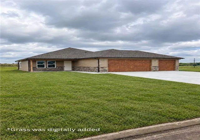 Photo 1 of Single family home for sale at 604 N Redbud Rd, Concordia, MO 64020 | MLS# 2641918 | Listing updated on 2026-09-14