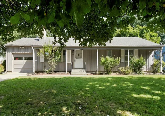 Photo 1 of Single family home for sale at 7101 Marty St, Overland Park, KS 66204 | MLS# 2641940 | Listing updated on 2026-09-19