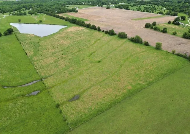 Photo 1 of Land for sale at Moonlight (34+/ Acres) Rd, Spring Hill, KS 66083 | MLS# 2641946 | Listing updated on 2026-09-12