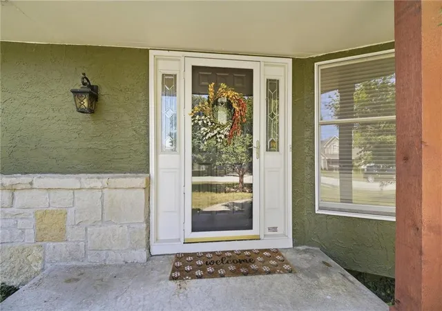 Photo 2 of Single family home for sale at 1129 Se 11th Street, Lees Summit, MO 64081 | MLS# 2641954 | Listing updated on 2026-09-16
