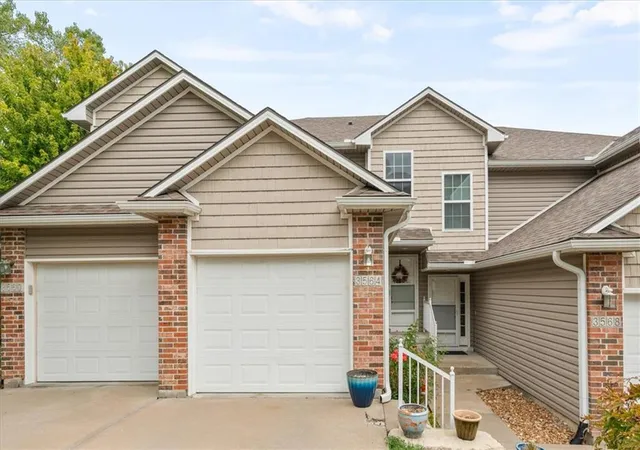 Photo 1 of Townhouse for sale at 3564 Ne Austin Dr, Lees Summit, MO 64064 | MLS# 2641964 | Listing updated on 2026-09-26