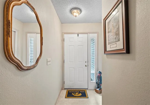 Photo 2 of Townhouse for sale at 3564 Ne Austin Dr, Lees Summit, MO 64064 | MLS# 2641964 | Listing updated on 2026-09-26