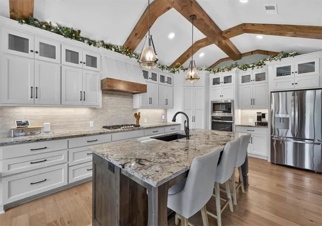 Photo 2 of Single family home for sale at 1149 Creekmoor Dr, Raymore, MO 64083 | MLS# 2641975 | Listing updated on 2026-09-27