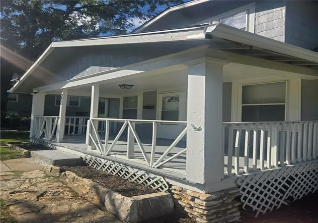 Photo 3 of Single family home for sale at 3410 E 45th Terrace, Kansas City, MO 64130 | MLS# 2641978 | Listing updated on 2026-09-19