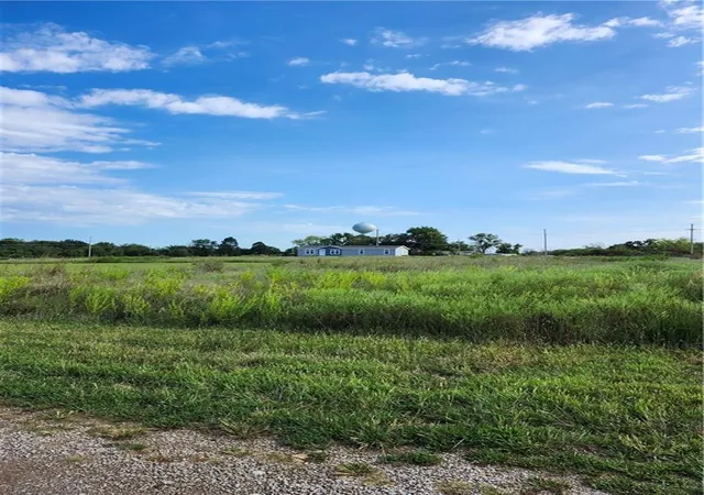 Photo 1 of Land for sale at 18 Short Dr, La Cygne, KS 66040 | MLS# 2641985 | Listing updated on 2026-09-14