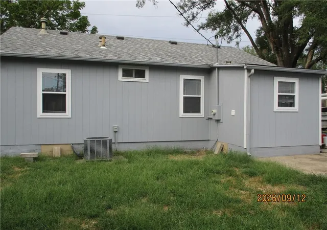 Photo 3 of Single family home for sale at 603 E Poplar St, Olathe, KS 66061 | MLS# 2641988 | Listing updated on 2026-09-17