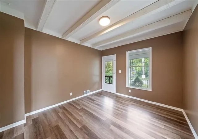 Photo 4 of Single family home for sale at 9815 E 9th Street S, Independence, MO 64053 | MLS# 2641998 | Listing updated on 2026-10-08
