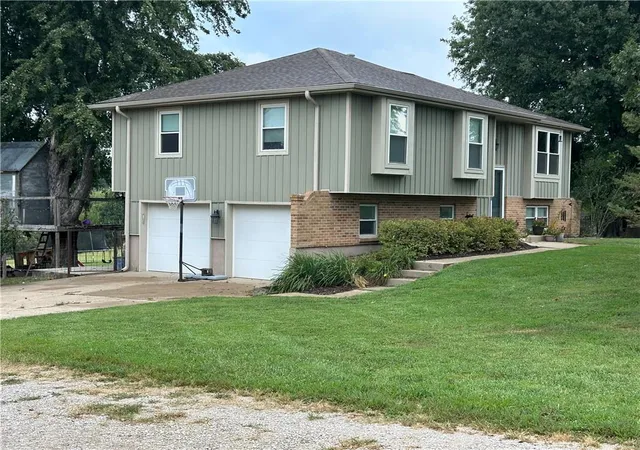 Photo 3 of Single family home for sale at 20212 Golden Rd, Linwood, KS 66052 | MLS# 2641999 | Listing updated on 2026-09-24