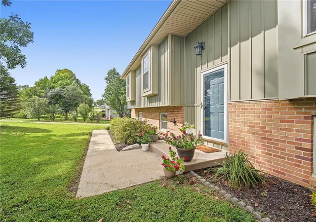 Photo 4 of Single family home for sale at 20212 Golden Rd, Linwood, KS 66052 | MLS# 2641999 | Listing updated on 2026-09-24