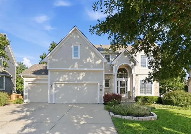 Single family home for sale at 5320 W 160 Street, Stilwell, KS 66085 | MLS# 2642002