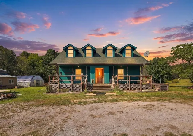Single family home for sale at 32914 S Amarugia Rd, Archie, MO 64725 | MLS# 2642006