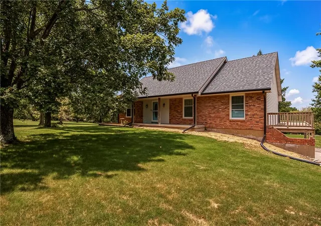 Photo 2 of Single family home for sale at 23404 E 189th Street, Pleasant Hill, MO 64080 | MLS# 2642026 | Listing updated on 2026-10-18