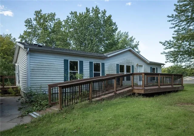 Photo 2 of Single family home for sale at 515 W 9th Street, Eudora, KS 66025 | MLS# 2642028 | Listing updated on 2026-09-18