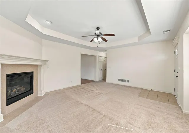 Photo 3 of Single family home for sale at 113 Se Sun Garden St, Lees Summit, MO 64064 | MLS# 2642031 | Listing updated on 2026-10-08