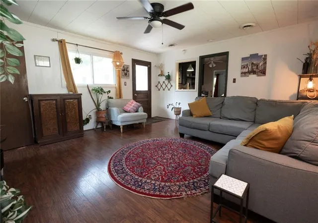 Photo 3 of Single family home for sale at 6937 Walmer St, Overland Park, KS 66204 | MLS# 2642035 | Listing updated on 2026-09-17