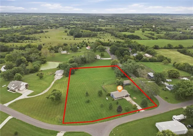 Photo 3 of Sale Pending at 19305 Faith St, Holt, MO 64048 | MLS# 2642041 | Listing updated on 2026-09-25