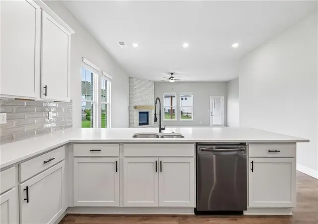 Photo 3 of Single family home for sale at 19045 W 170th Place, Olathe, KS 66062 | MLS# 2642046 | Listing updated on 2026-09-15
