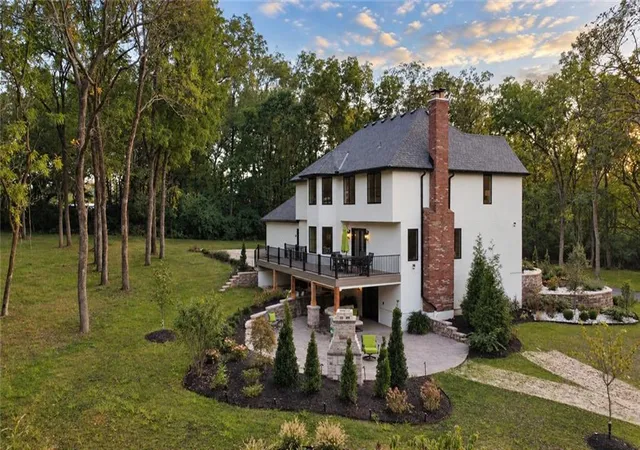 Photo 2 of Single family home for sale at 12015 State Route 7 Hwy, Lee's Summit, MO 64086 | MLS# 2642047 | Listing updated on 2026-10-02