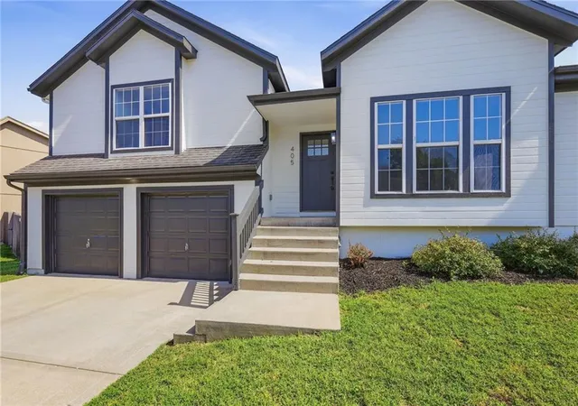 Photo 3 of Sale Pending at 405 Birch St, Gardner, KS 66030 | MLS# 2642053 | Listing updated on 2026-09-24