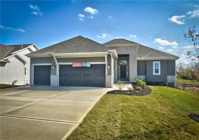 Photo 3 of Single family home for sale at 2284 Wabash St, Olathe, KS 66061 | MLS# 2642065 | Listing updated on 2026-10-22