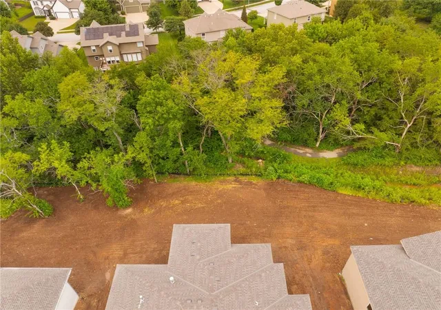 Photo 3 of Single family home for sale at 2284 Wabash St, Olathe, KS 66061 | MLS# 2642065 | Listing updated on 2026-10-22