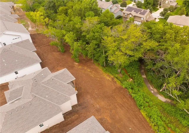 Photo 4 of Single family home for sale at 2284 Wabash St, Olathe, KS 66061 | MLS# 2642065 | Listing updated on 2026-10-22