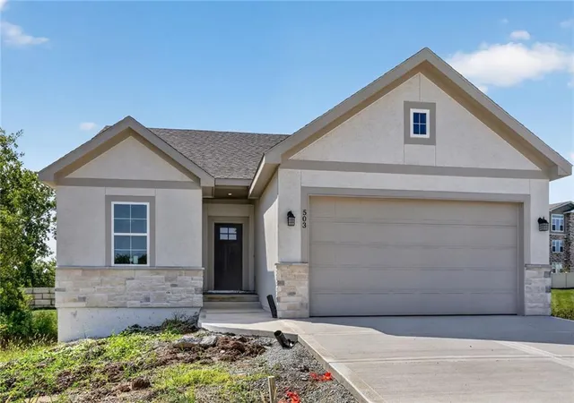 Photo 1 of Single family home for sale at 503 Nw 110th Street, Kansas City, MO 64155 | MLS# 2642067 | Listing updated on 2026-10-03