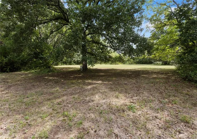 Photo 2 of Single family home for sale at 3122 S Owens School Rd, Independence, MO 64057 | MLS# 2642070 | Listing updated on 2026-09-22