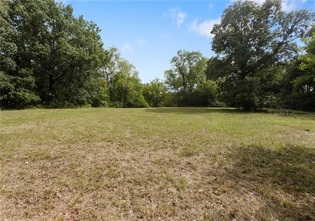 Photo 3 of Single family home for sale at 3122 S Owens School Rd, Independence, MO 64057 | MLS# 2642070 | Listing updated on 2026-09-22