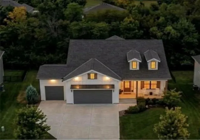 Photo 2 of Single family home for sale at 14172 S Red Bird St, Olathe, KS 66061 | MLS# 2642081 | Listing updated on 2026-10-21