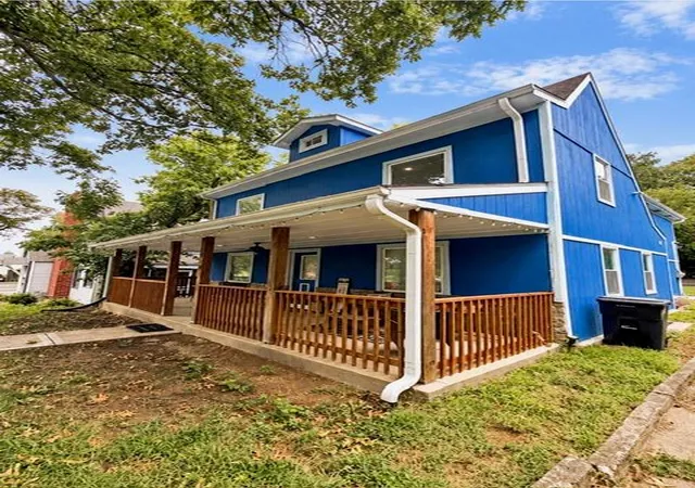 Photo 3 of Single family home for sale at 5417 Paseo Blvd, Kansas City, MO 64110 | MLS# 2642089 | Listing updated on 2026-10-13