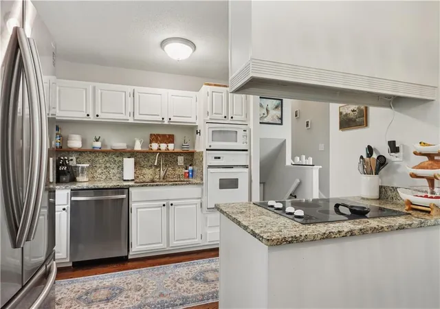 Photo 3 of Single family home for sale at 8906 W 99th Terrace, Overland Park, KS 66212 | MLS# 2642091 | Listing updated on 2026-10-01