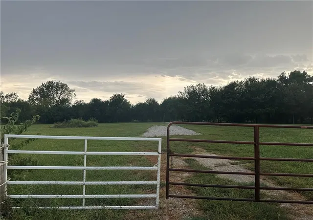 Photo 1 of Land for sale at Lot W 9 255th Street, Louisburg, KS 66053 | MLS# 2642103 | Listing updated on 2026-09-17