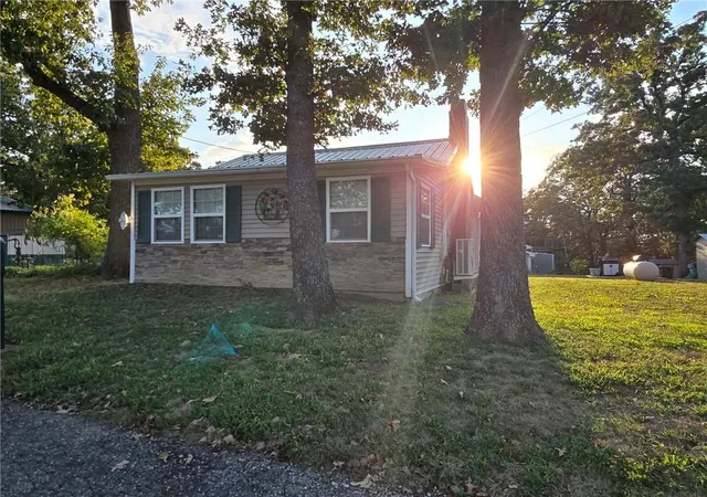 Photo 1 of Single family home for sale at 31707 Catfish St, Warsaw, MO 65355 | MLS# 2642110 | Listing updated on 2026-10-01