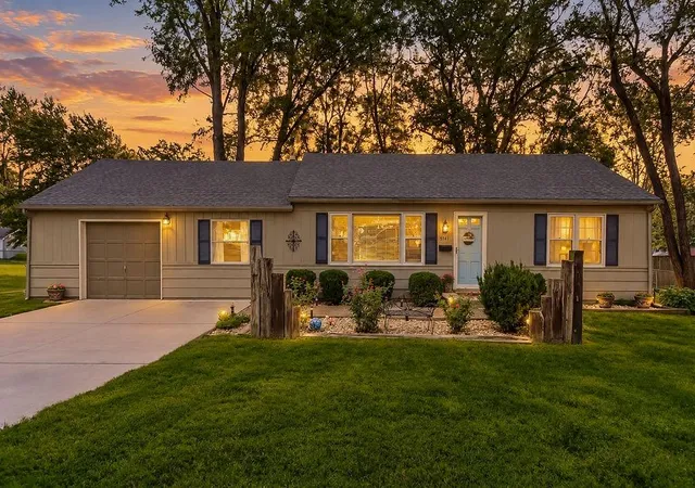 Single family home for sale at 5141 Monrovia St, Shawnee, KS 66216 | MLS# 2642112