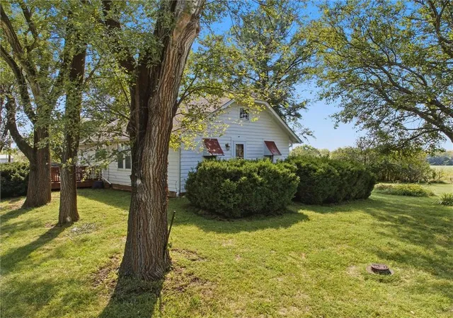 Photo 1 of Single family home for sale at 1945 N 900th Road, Eudora, KS 66025 | MLS# 2642114 | Listing updated on 2026-09-25