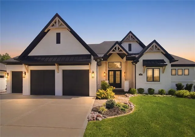Photo 1 of Sale Pending at 8681 Ne Shl Crk Valley Dr, Kansas City, MO 64157 | MLS# 2642122 | Listing updated on 2026-10-14