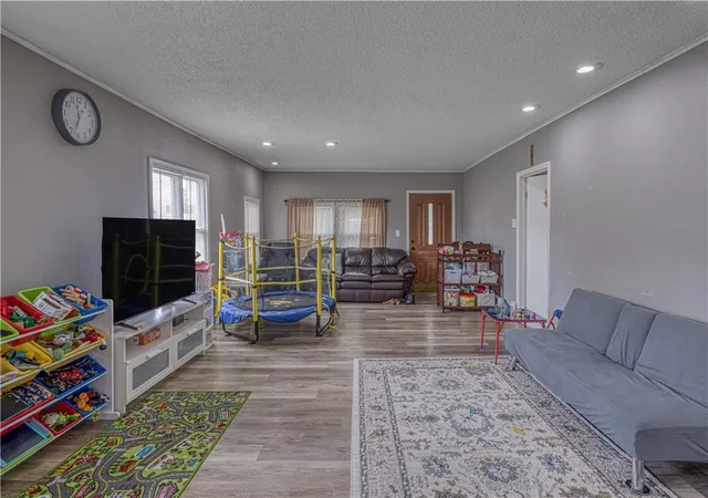 Photo 3 of Single family home for sale at 602 N Grand St, Pittsburg, KS 66762 | MLS# 2642159 | Listing updated on 2026-09-15