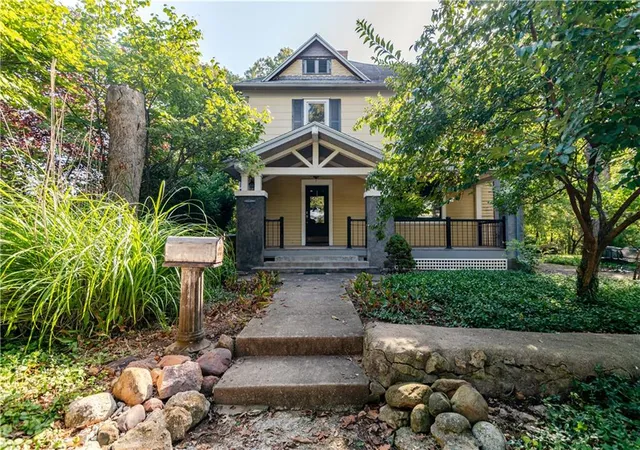 Photo 1 of Single family home for sale at 1200 South 3rd St, Atchison, KS 66002 | MLS# 2642160 | Listing updated on 2026-09-22