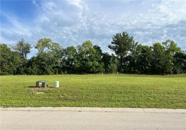 Photo 1 of Land for sale at 202 Melinda Dr, Kearney, MO 64060 | MLS# 2642172 | Listing updated on 2026-09-15