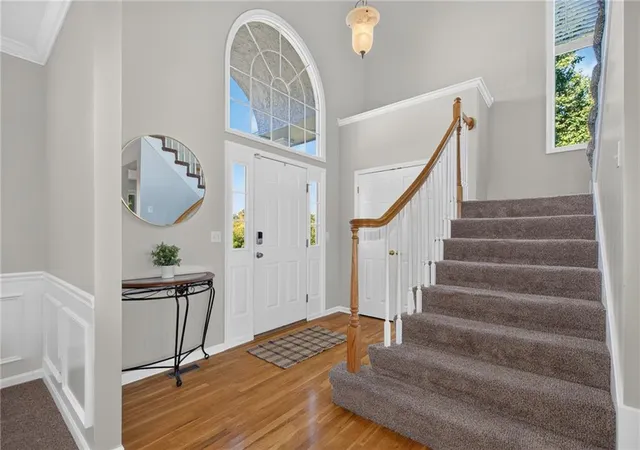 Photo 4 of Single family home for sale at 305 SE Battery Dr, Lees Summit, MO 64063 | MLS# 2642192 | Listing updated on 2026-10-24