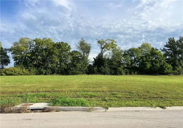 Photo 1 of Land for sale at 204 Melinda Dr, Kearney, MO 64060 | MLS# 2642193 | Listing updated on 2026-09-15