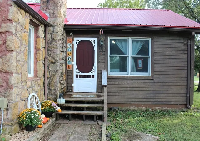 Photo 3 of Single family home for sale at 4493 Arkansas Rd, Pomona, KS 66076 | MLS# 2642194 | Listing updated on 2026-09-16