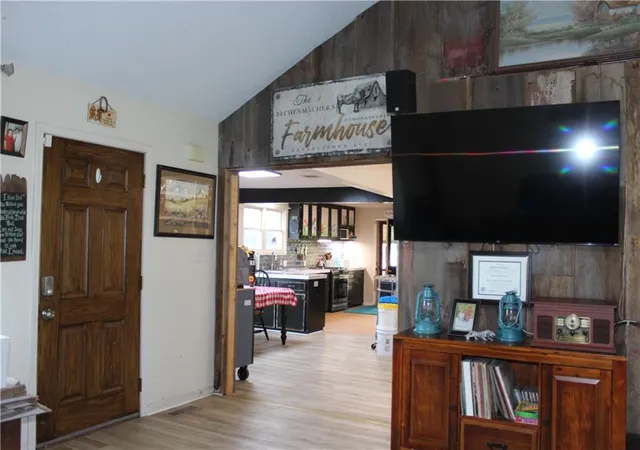 Photo 4 of Single family home for sale at 4493 Arkansas Rd, Pomona, KS 66076 | MLS# 2642194 | Listing updated on 2026-09-16