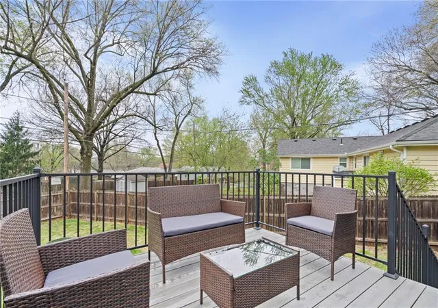 Photo 2 of Single family home for sale at 6616 Santa Fe Dr, Mission, KS 66202 | MLS# 2642208 | Listing updated on 2026-10-01