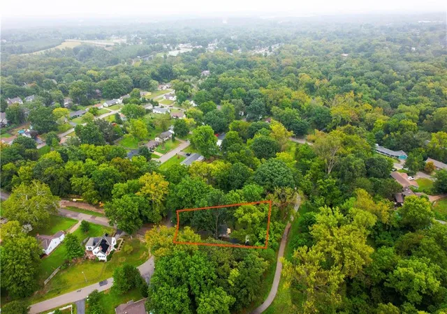 Photo 3 of Single family home for sale at 5414 NE Carmel Rd, Kansas City, MO 64119 | MLS# 2642217 | Listing updated on 2026-10-07